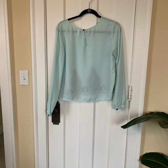 Blue blouse - Picture 2 of 2